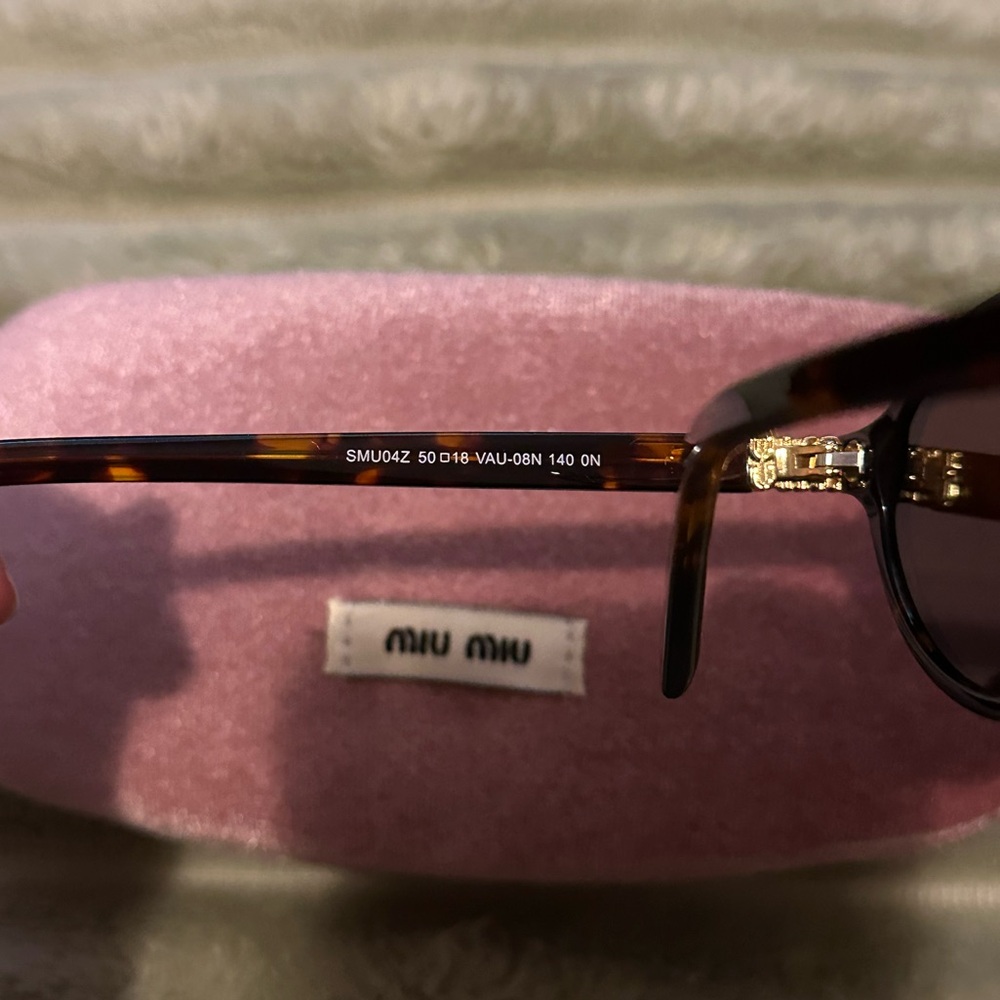 Miu Miu Regard oval sunglasses - Picture 5 of 10